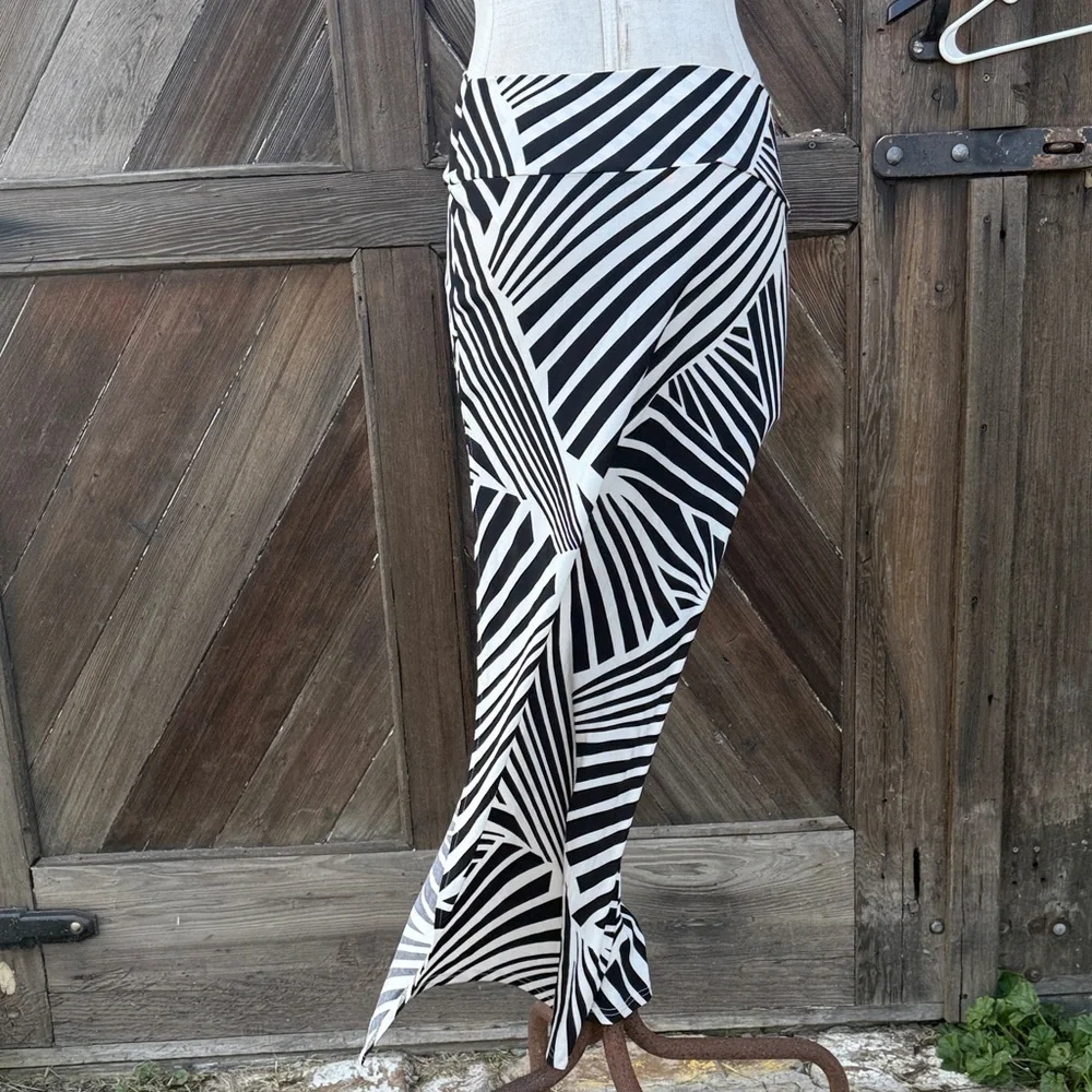 Banjul Monochrome Geometric Pencil Maxi Skirt S - Picture 3 of 6
